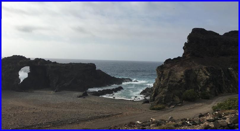 Imagen de Playa Horadada o Playa del Jurado - del Arco